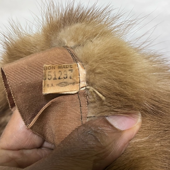 Vintage Bamburger’s Brown Mink Hat - Picture 11 of 12